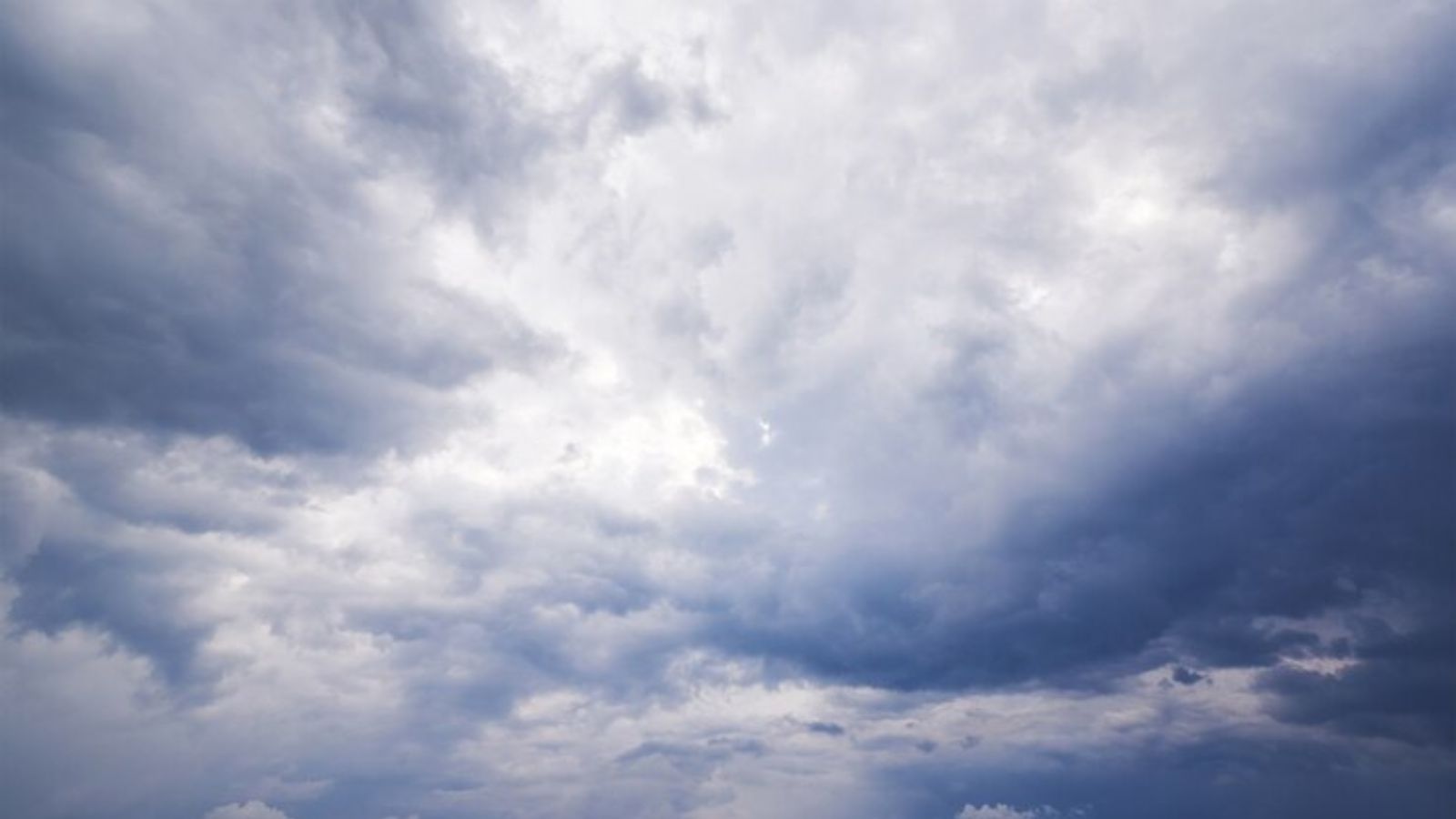 Frente fria leva muita chuva para o Paraná. Saiba mais