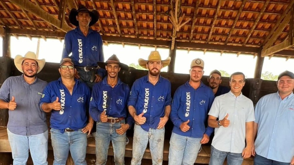 Equipe da fazenda Figueira, localizada no município de Santa Luzia D’Oeste (RO). Foto: Divulgação