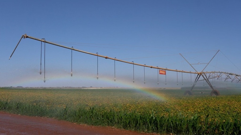 Governo de São Paulo anuncia programa para fortalecer irrigação na agropecuária