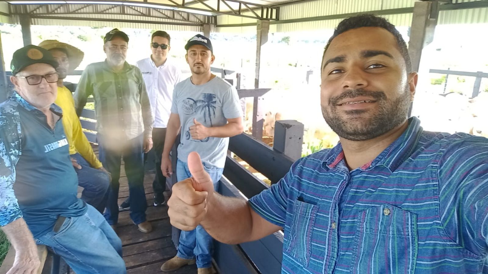 Pecuarista de Rondônia mostra sistema top de engorda de novilhas suplementadas a pasto