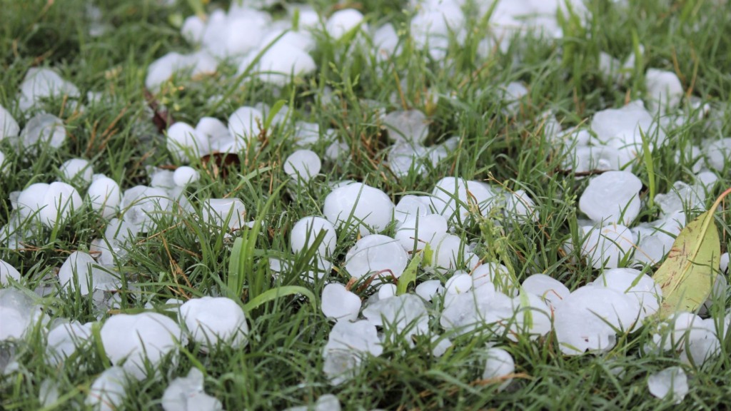 Sistema de baixa pressão pode formar granizo e muita ventania. Saiba onde