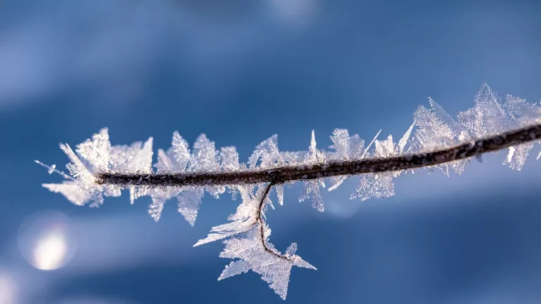 Nova frente fria avança em área de pastos e traz temporais. Saiba onde