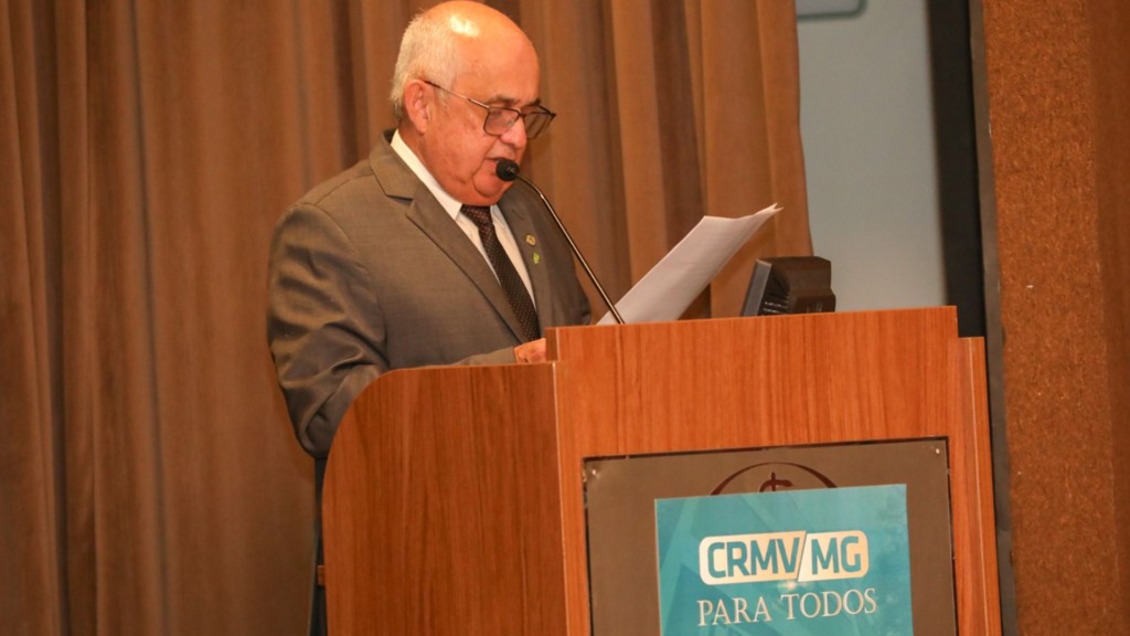 O médico-veterinário Affonso Lopes de Aguiar Júnior, presidente do CRMV-MG. Foto: Divulgação/CRMV-MG