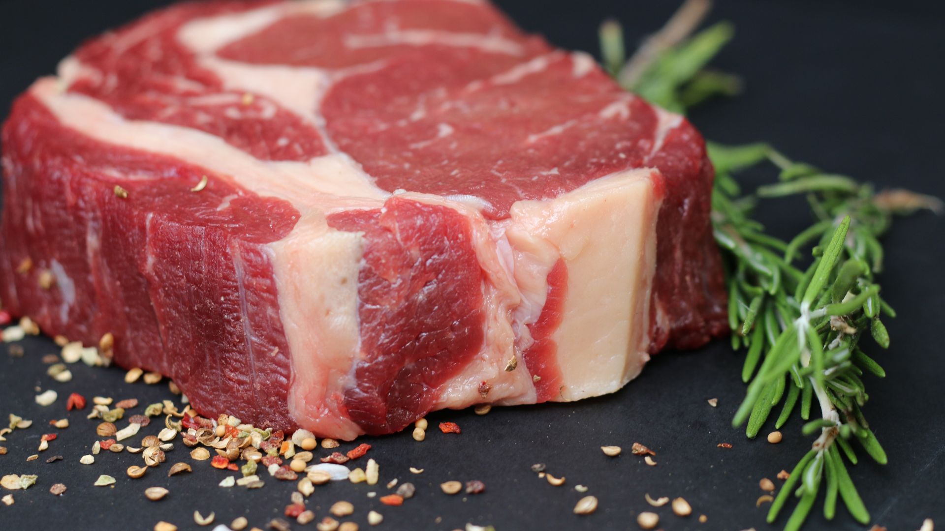Pesquisadores usam IA para prever qualidade da carne com foto de celular